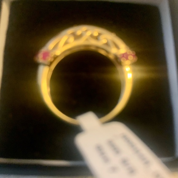 Ruby Ring - Picture 3 of 6